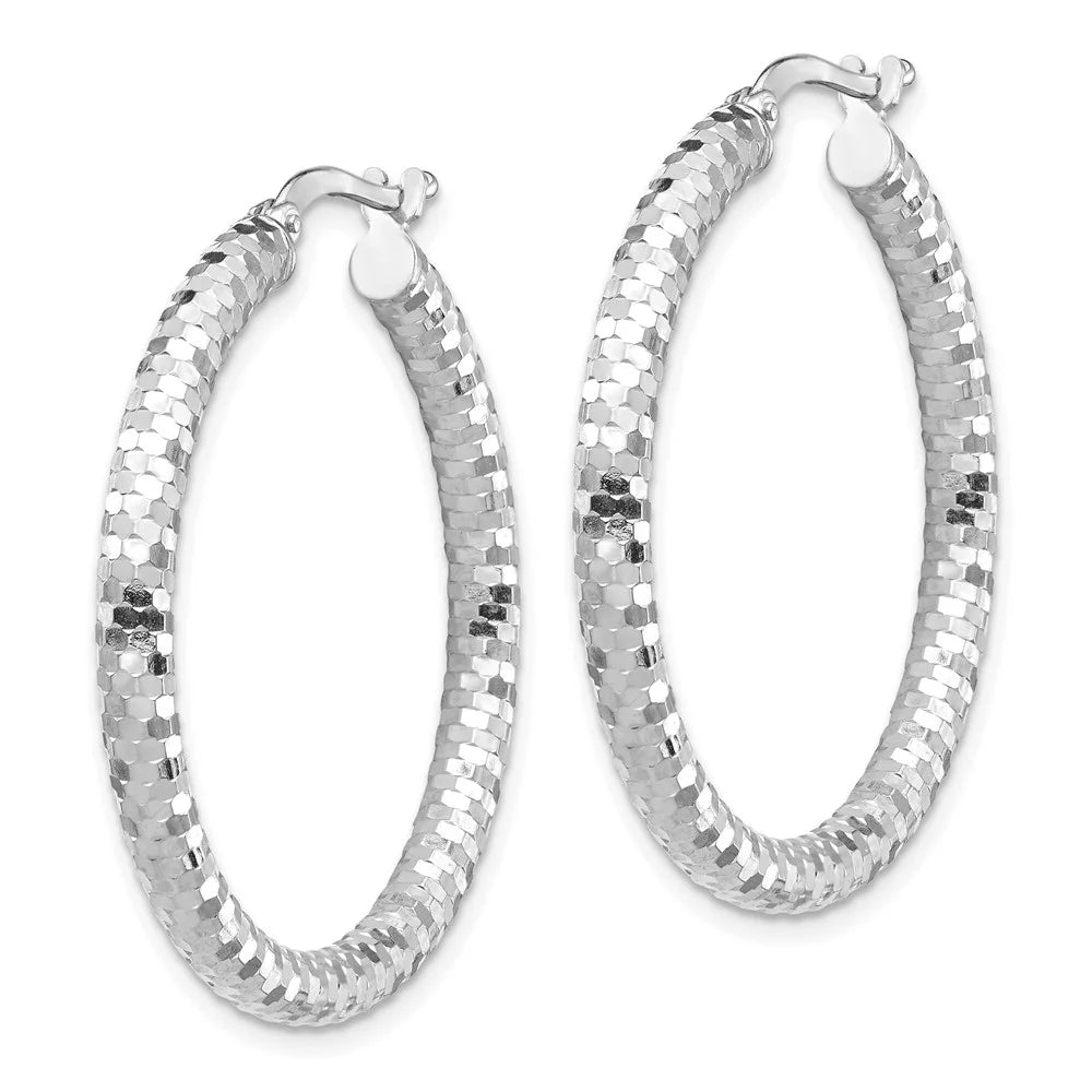 14 Karat White Gold Diamond-cut Hoop Earrings M5973