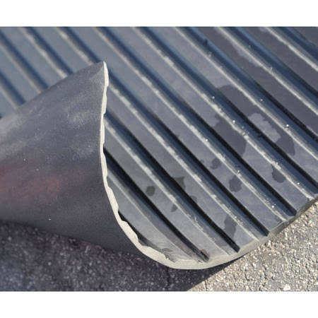 Black Heavy-Duty Rubber Cargo Mat M751607