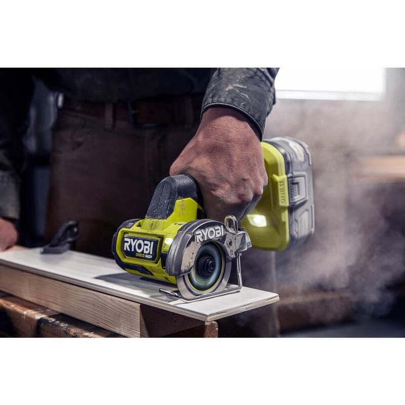 18V Cordless Power Tool Kit with Batteries and Charger N313