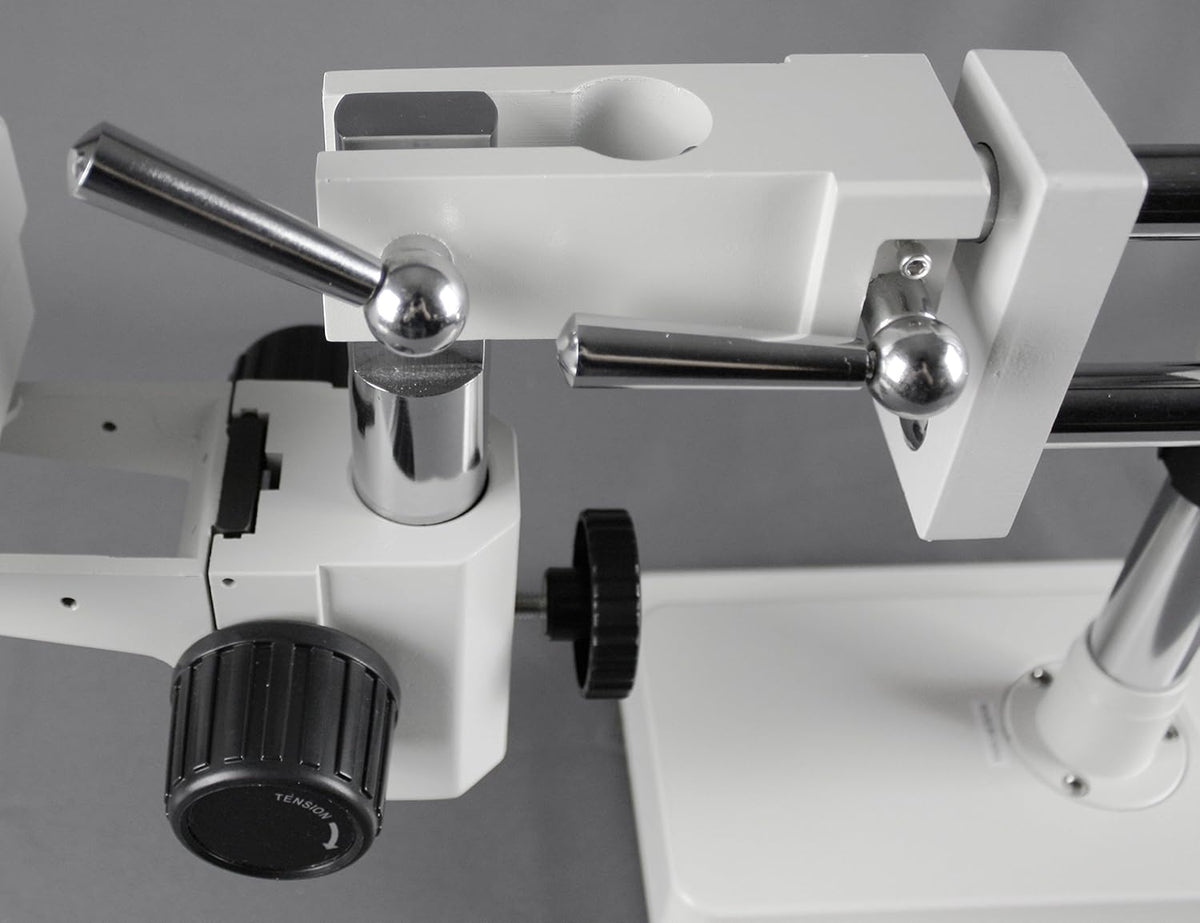 Simul-Focal Trinocular Zoom Stereo Microscope, 3.5x-90x Magnification, 5.0MP Digital Eyepiece Camera V62327