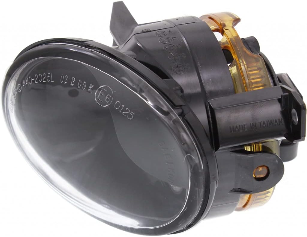 Fog Light Assembly Driver and Passenger Side w/Bulbs P925716