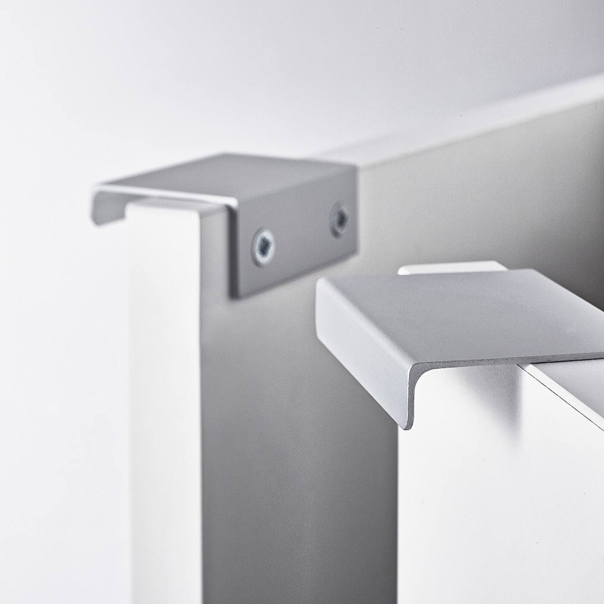 White Sink Cabinet with 2 Doors P8873
