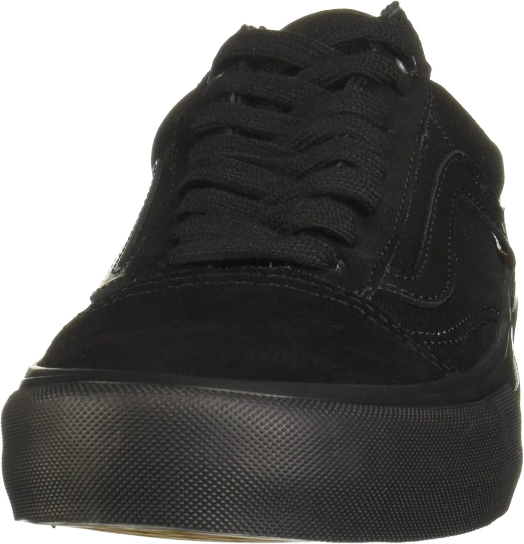 Blackout Athletic Shoes X5908