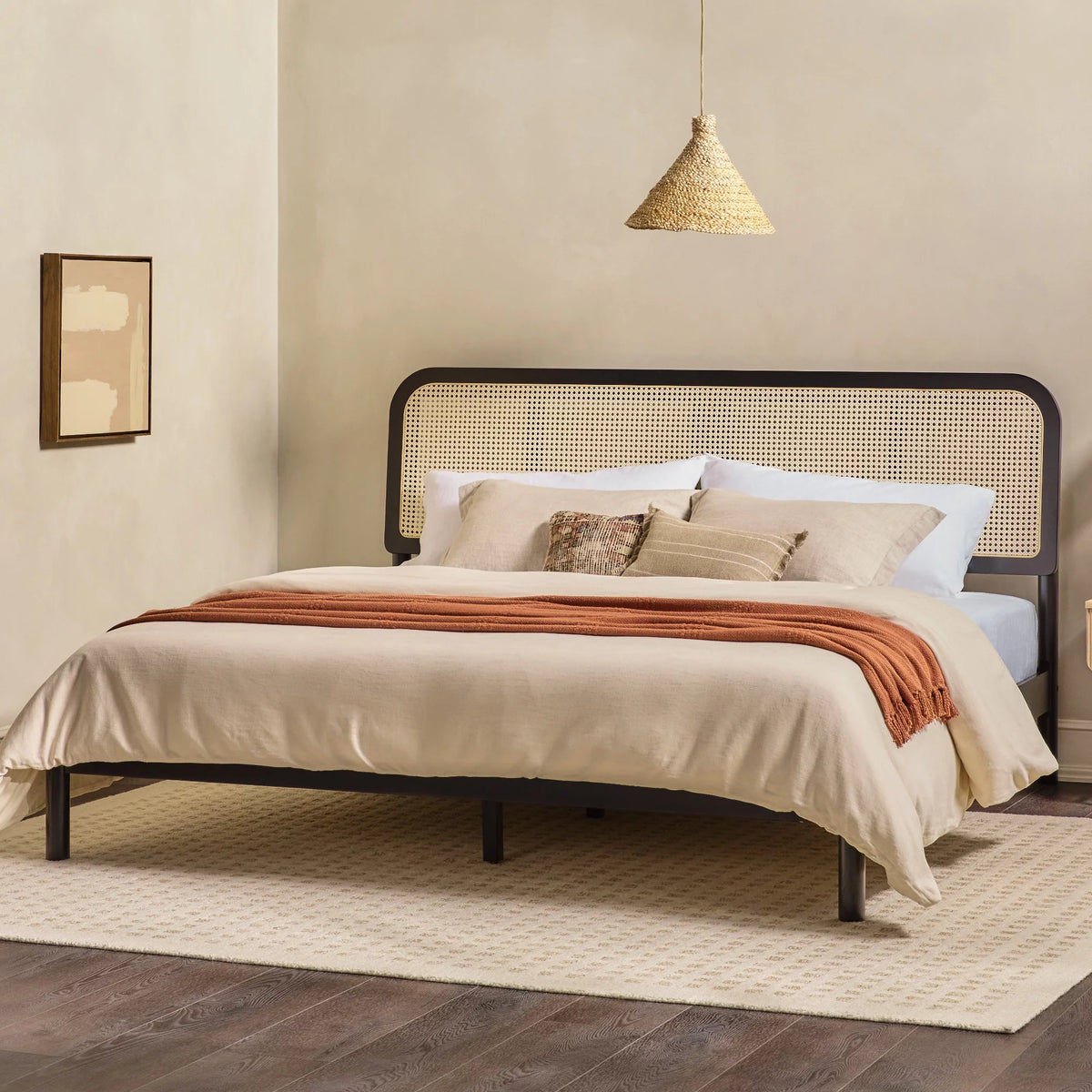 Black King Platform Bedframe V35400