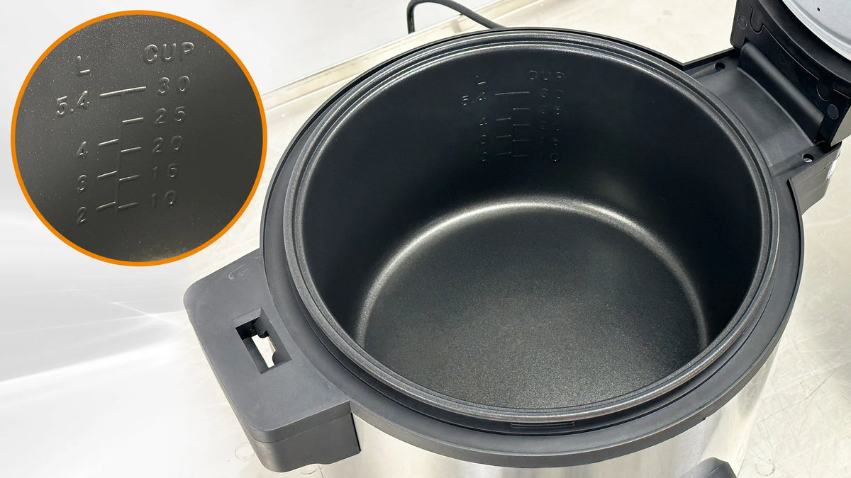 30 Cup Stainless Steel Commercial Rice Cooker and Warmer Q7625