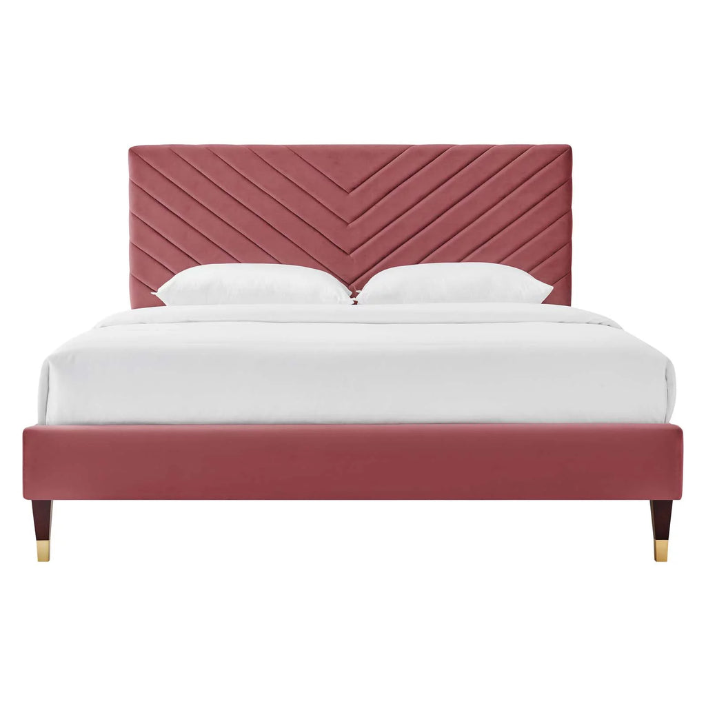Queen Size Pink Velvet Platform Bed Frame T891822
