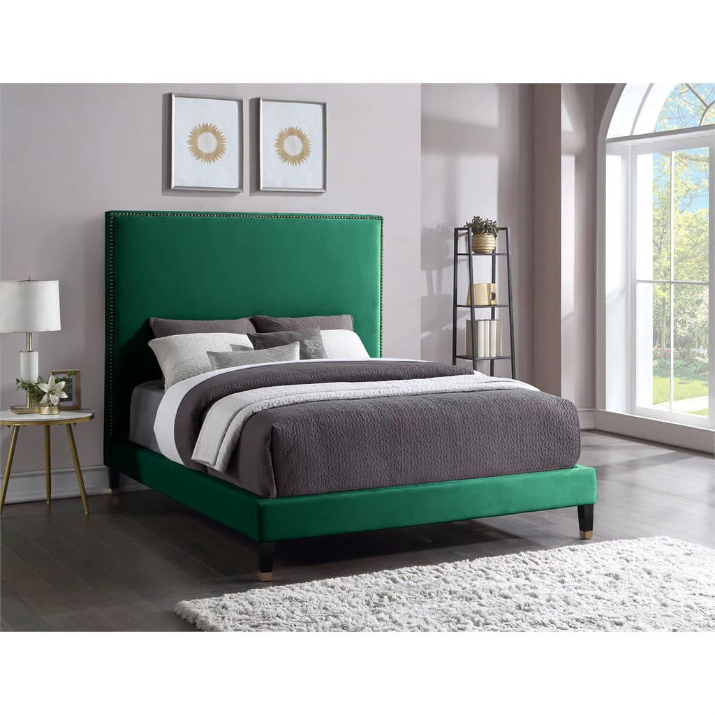Green Velvet Queen Bed I87063