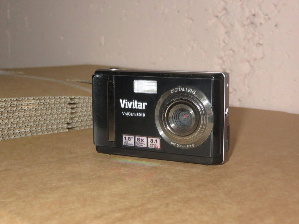 Digital Camera V909372