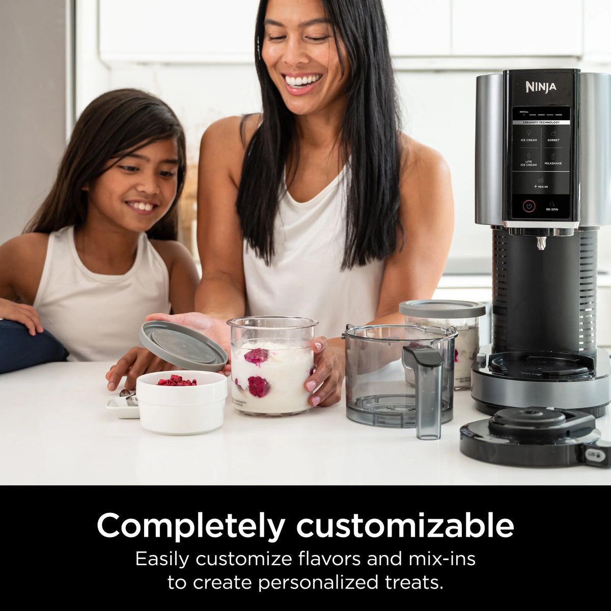 Ice Cream Maker with 2 Pints I1056