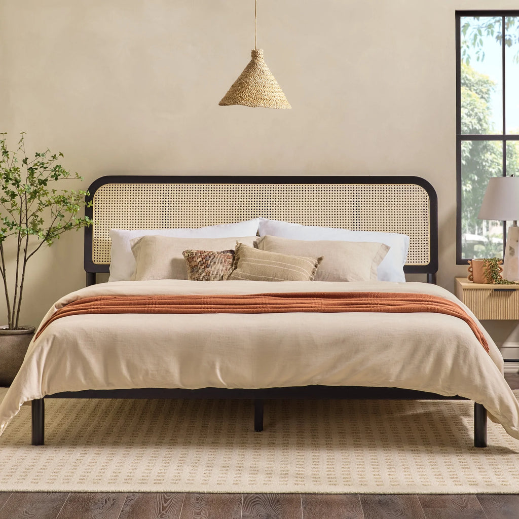 Black King Platform Bedframe V35400