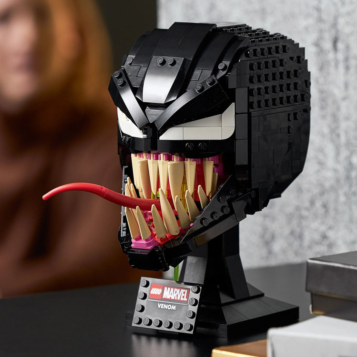 Spider-Man Venom Mask Set M789315