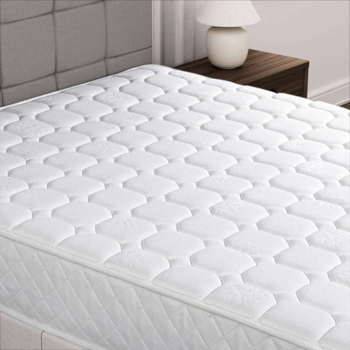 Queen Quilted Hybrid Foam Pocket Spring Mattress M765