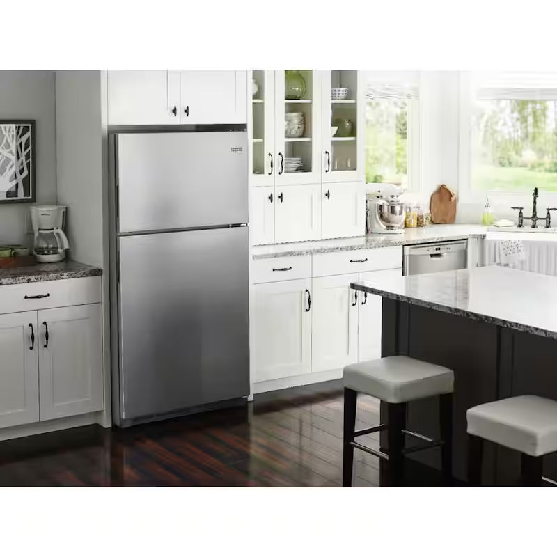 21 cu. ft. Top Freezer Refrigerator in Stainless Steel E893