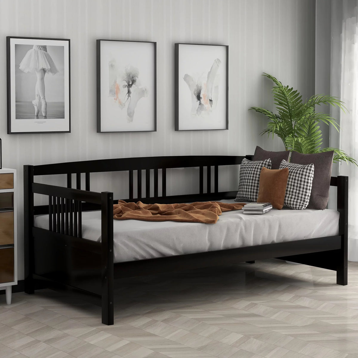 Solid Wood Twin Size Daybed H947